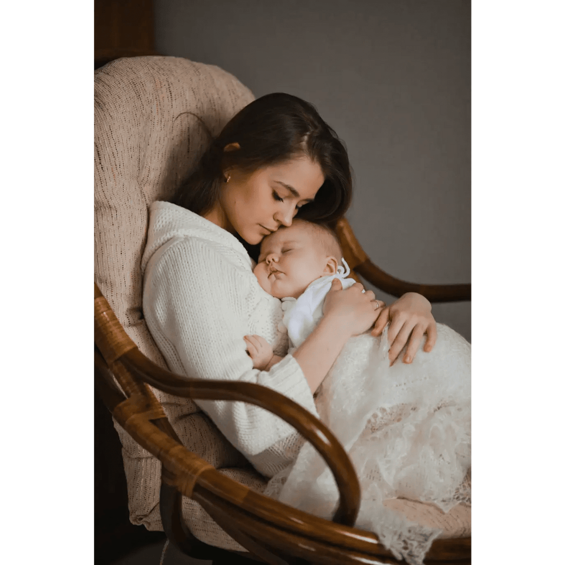 Baby Tips for New Mums: Navigating the First Few Months - Duper DuDu